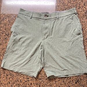 Men's Walter Hagen W36 Green Shorts